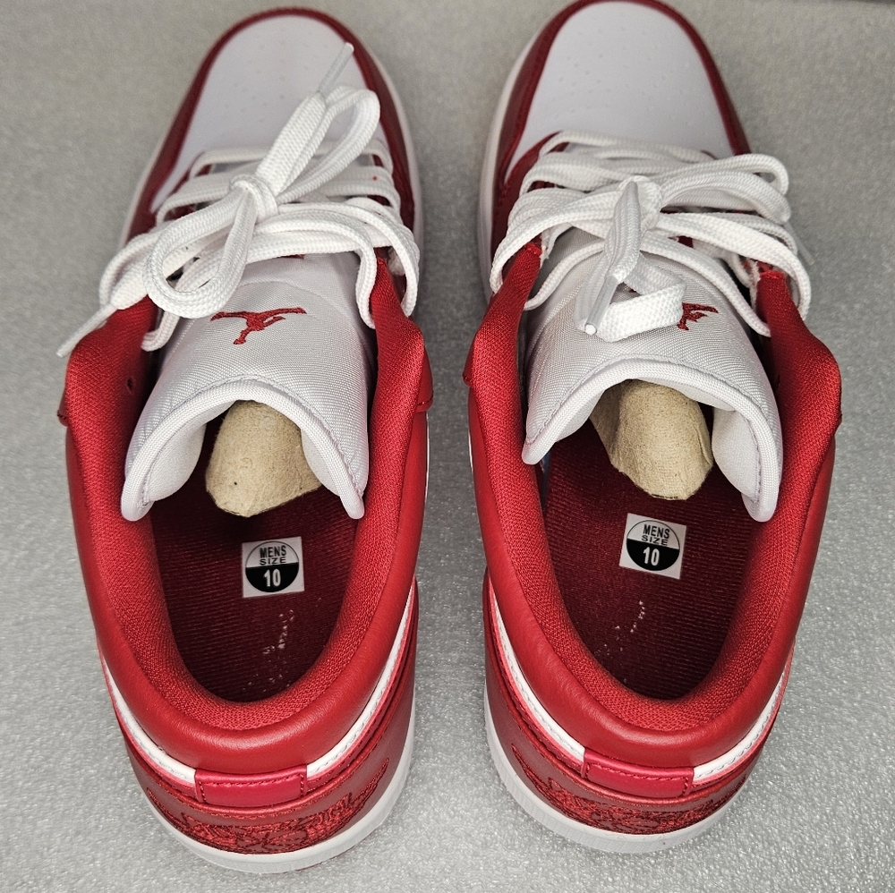 Nike Air Jordan 1 Low Retro "White Red" - Picture 4 of 9